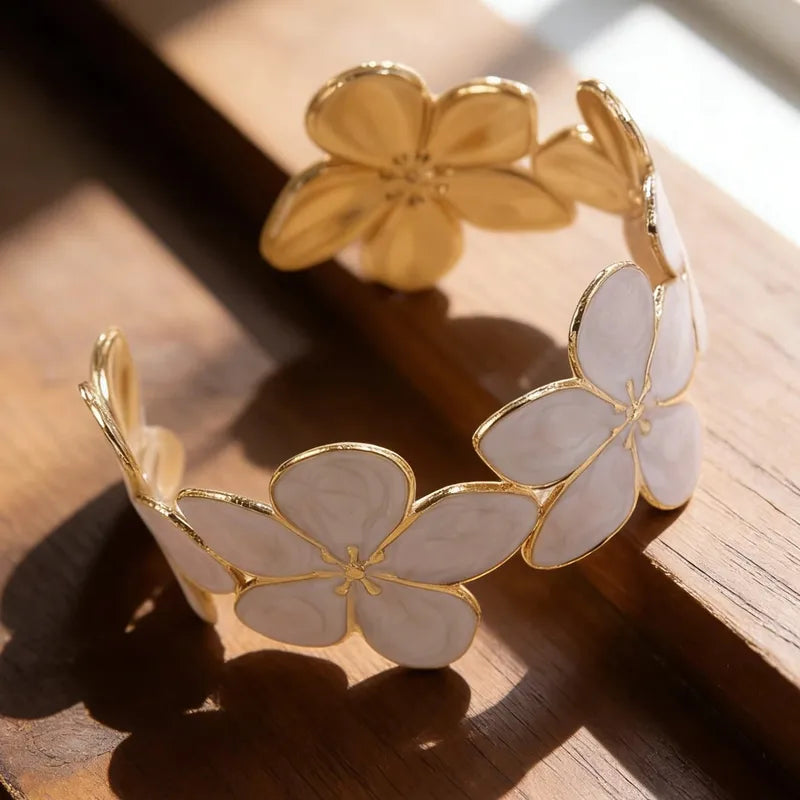 Floral bangle