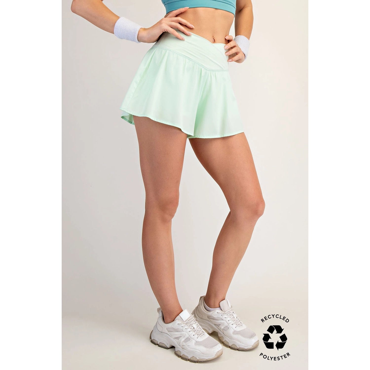V Crossover Flared Short